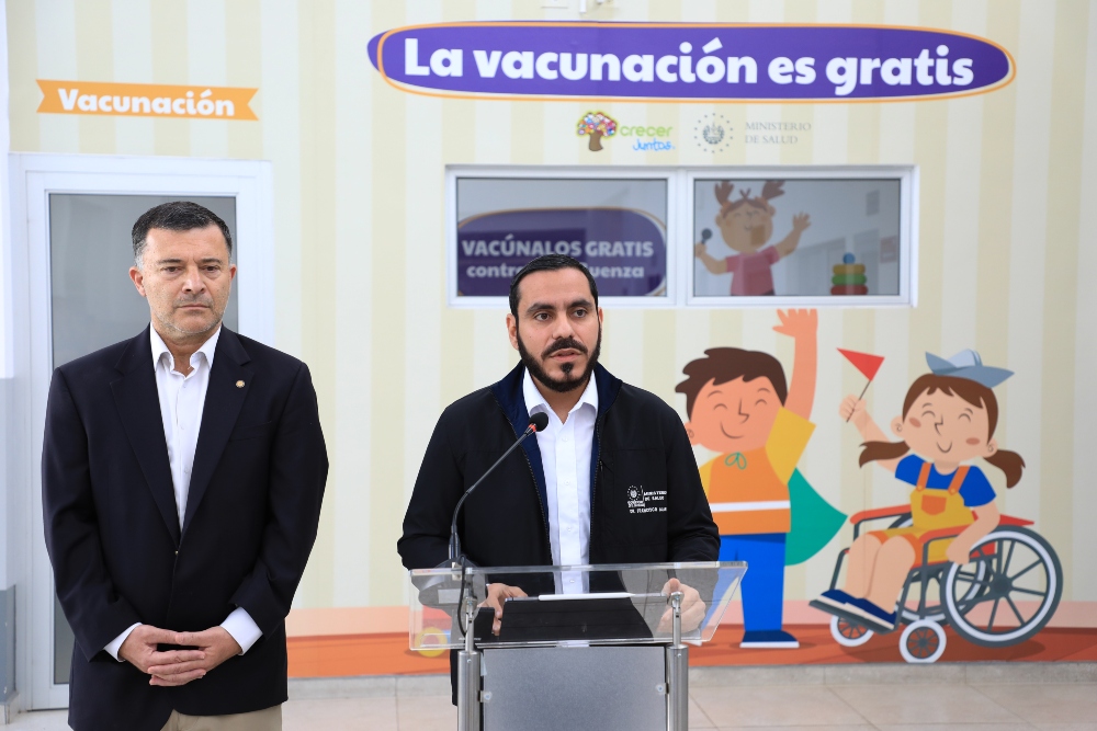 Salud amplía hasta 45 años la vacunación contra el virus del papiloma humano