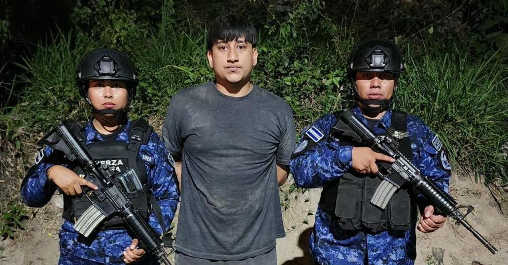 Ejército detiene a hombre con siete porciones de marihuana