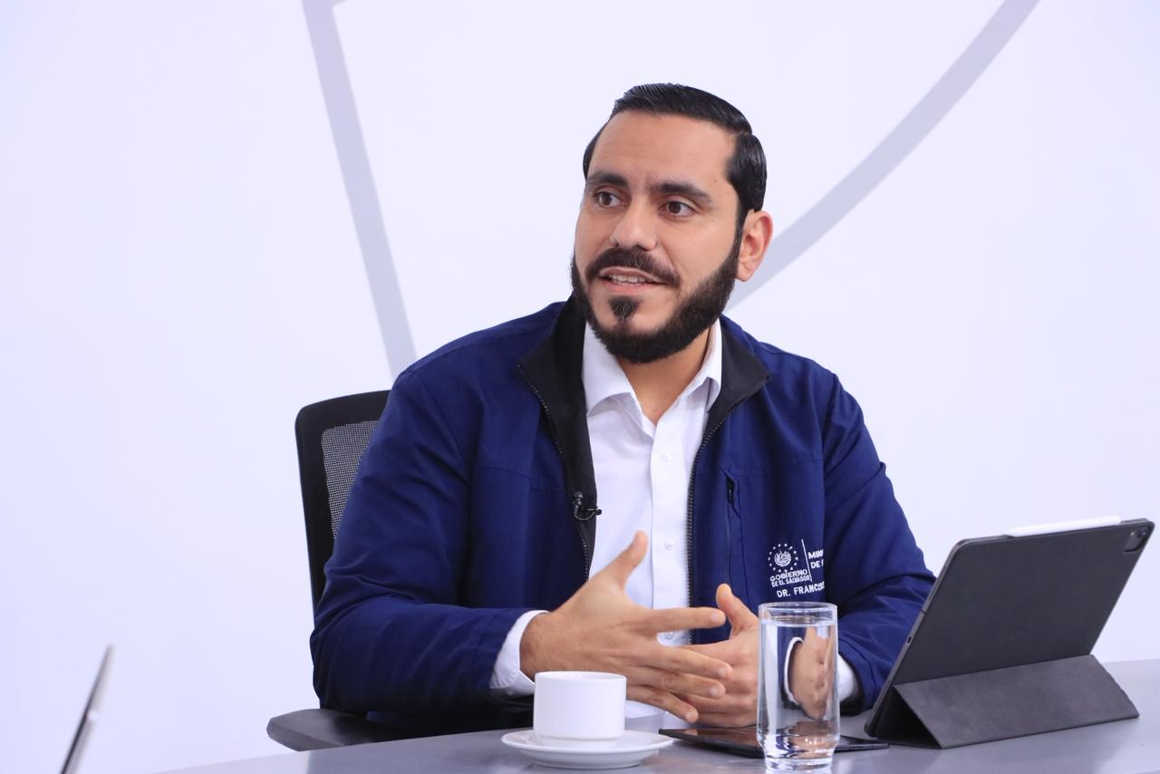 El Ministerio de Salud de El salvador ha alcanzado la cobertura más alta de su historia contra el sarampión: Francisco Alabi