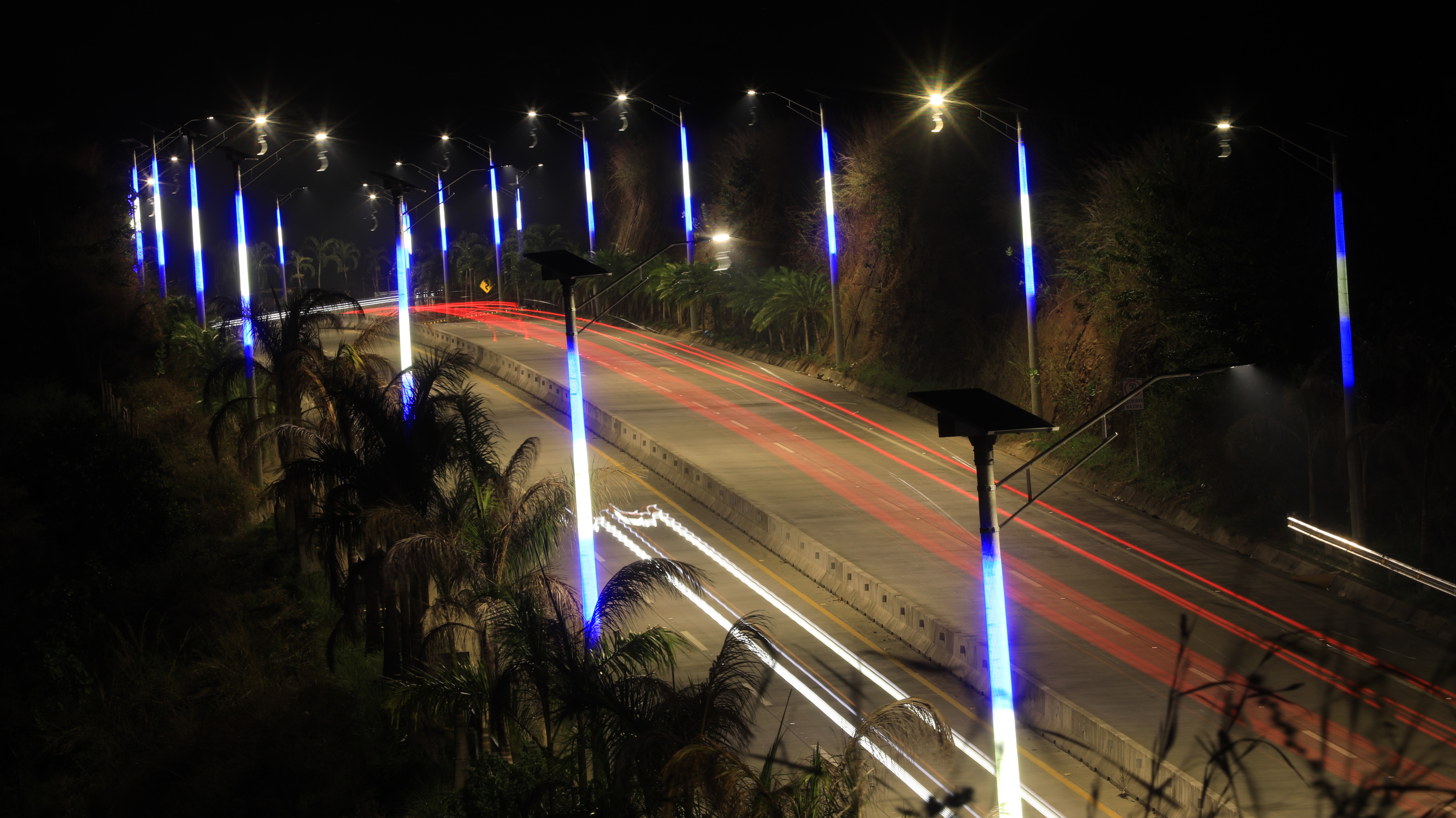 Préstamo para iluminación led de cuatro carreteras tiene dictamen favorable