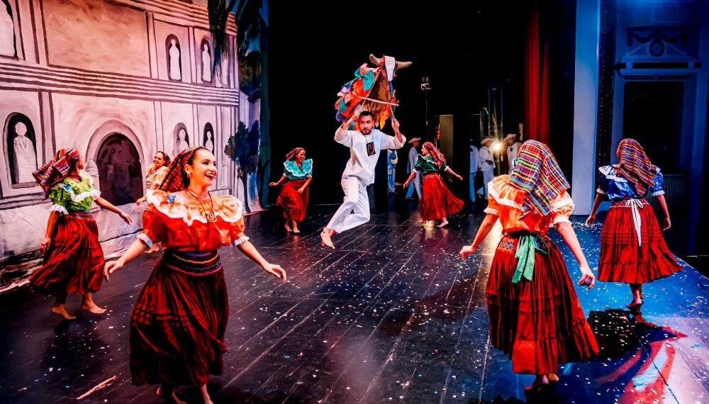 El Salvador celebra el Día Internacional de la Danza con jornada artística en el Centro Histórico