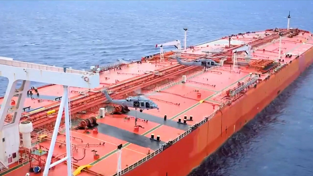 EE. UU. aborda petrolero sancionado