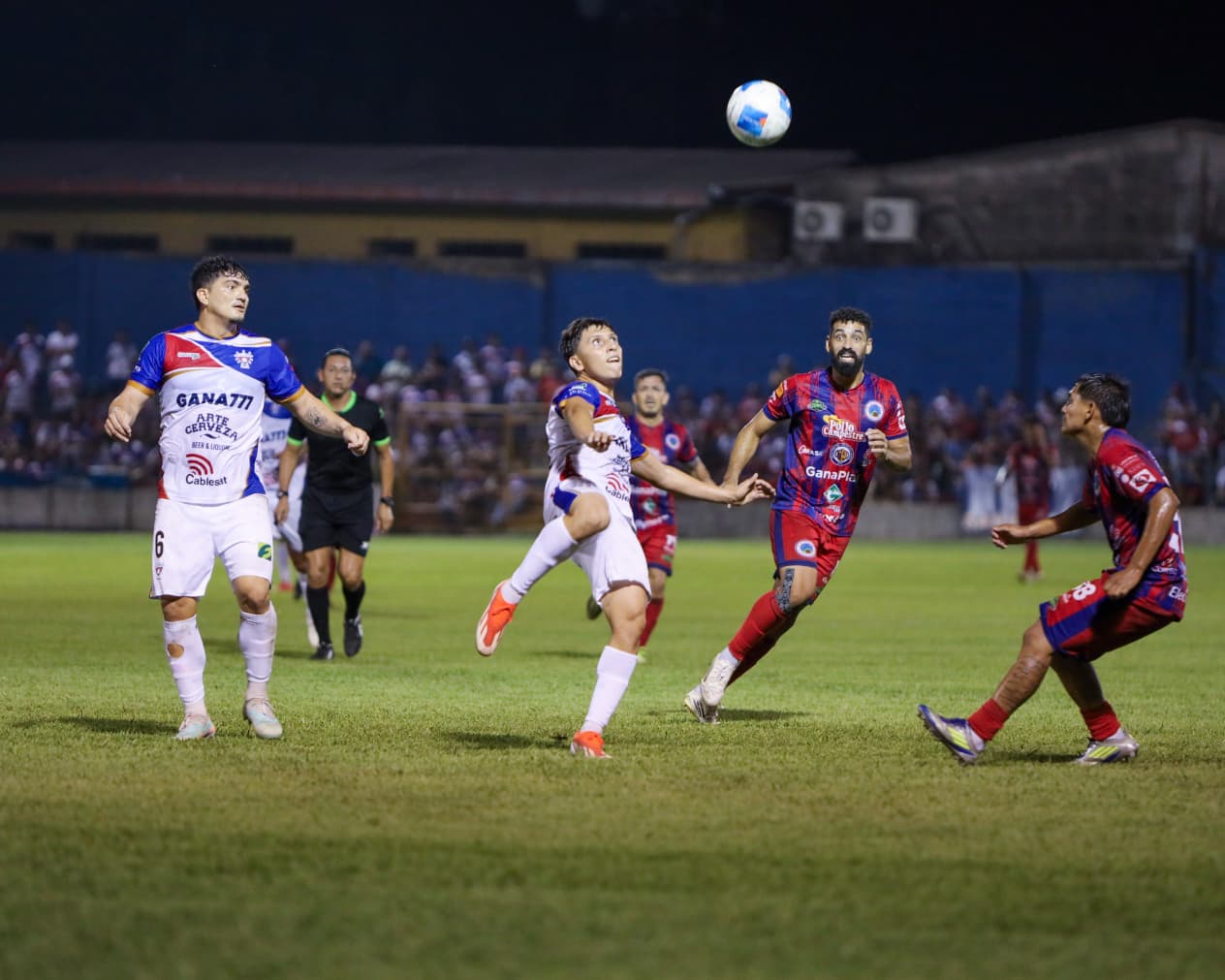 Firpo tuvo su premio a la paciencia y por la mínima venció a Cacahuatique