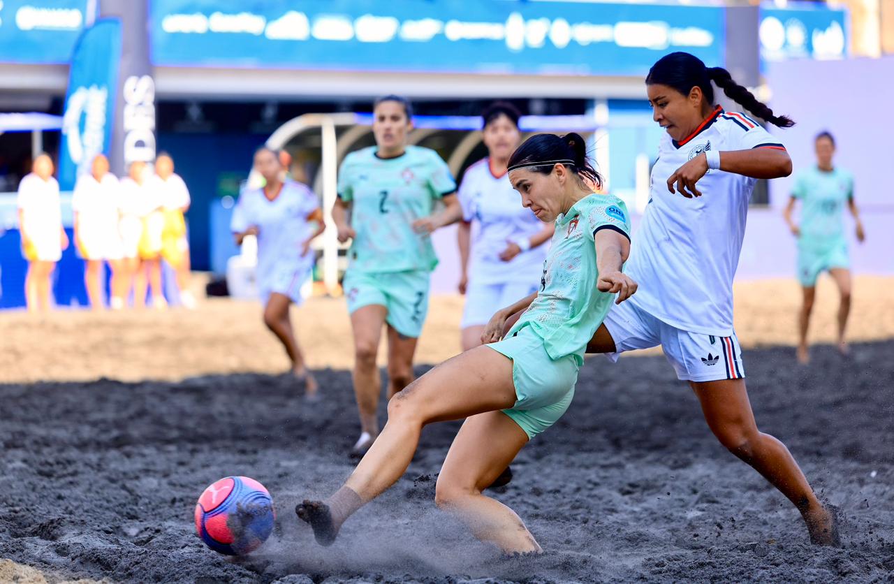 Portugal le cantó las golondrinas a México en la Beach Soccer Cup