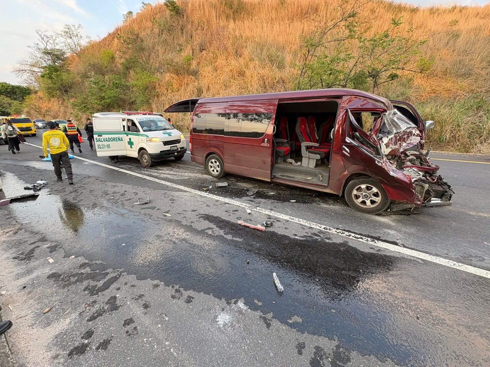 Un fallecido y cuatro lesionados en percance vial en El Congo