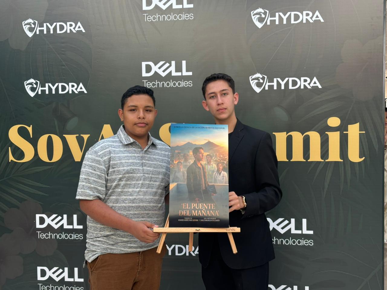 Gobierno promueve talento de jóvenes con festival de cine de IA