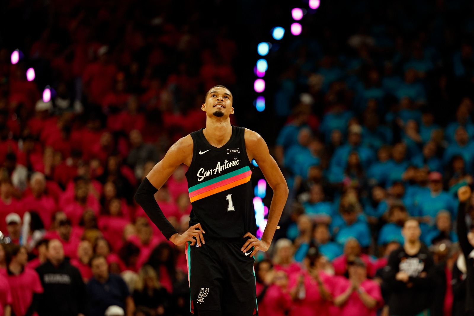 El francés Victor Wembanyama elegido Defensor del Año de la NBA