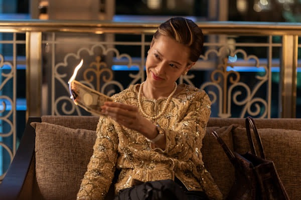 «Straight to Hell» revela el lado oculto de una adivina que conquistó Japón