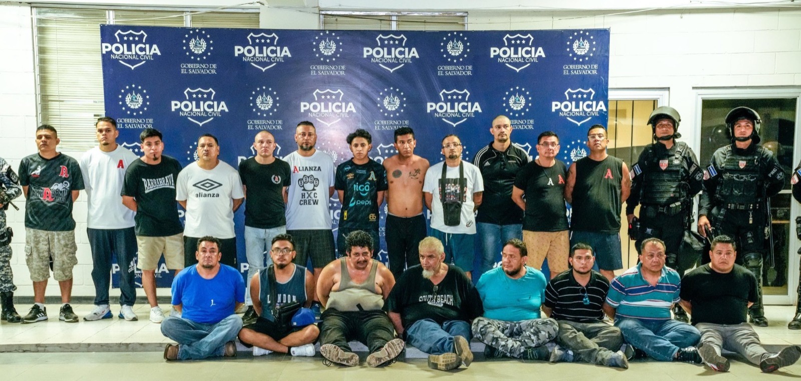 Condenan a 12 aficionados de Alianza por desórdenes públicos