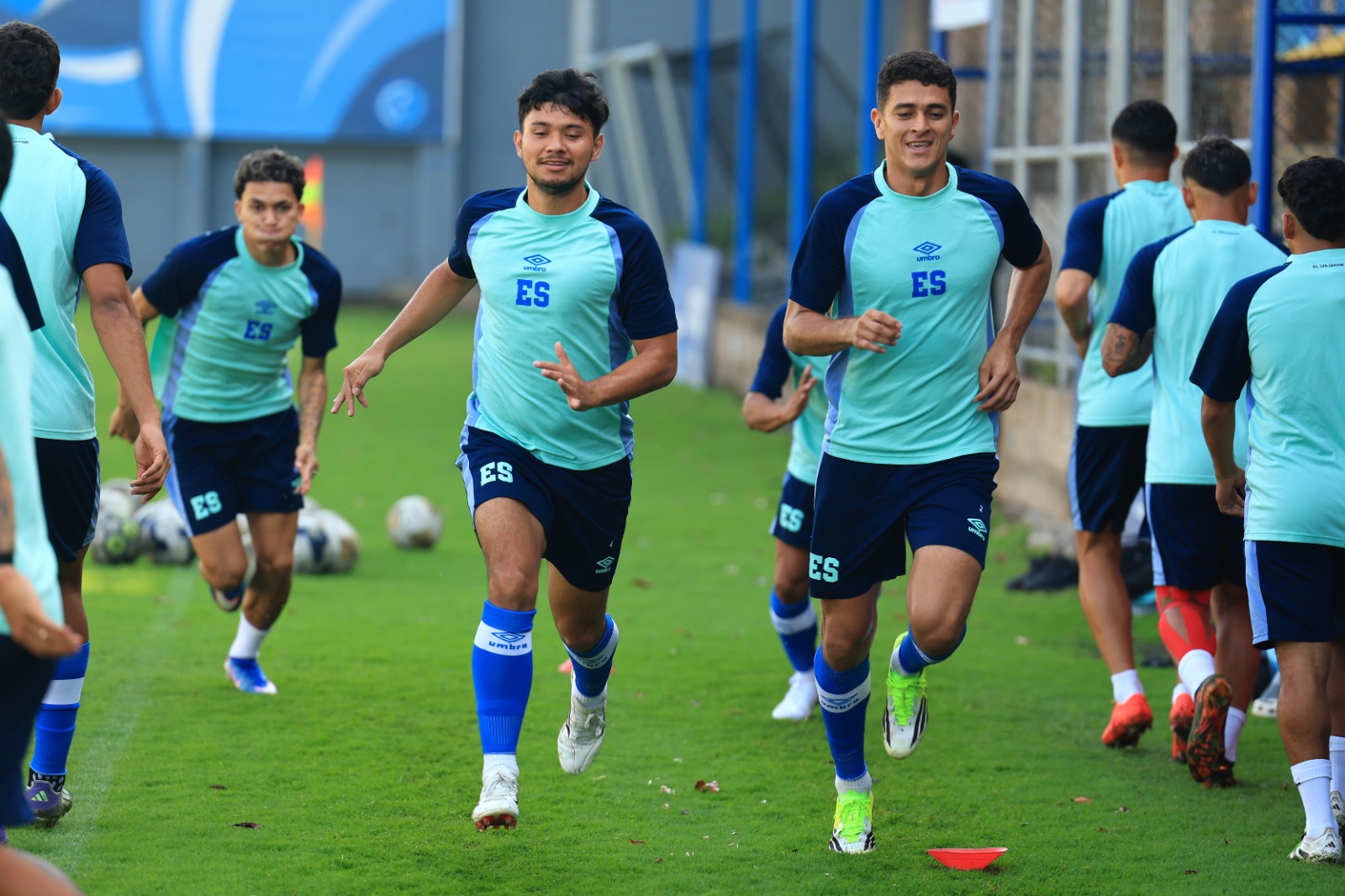 «La selección no tiene partidos amistosos», Bolillo Gómez, técnico de la Selecta