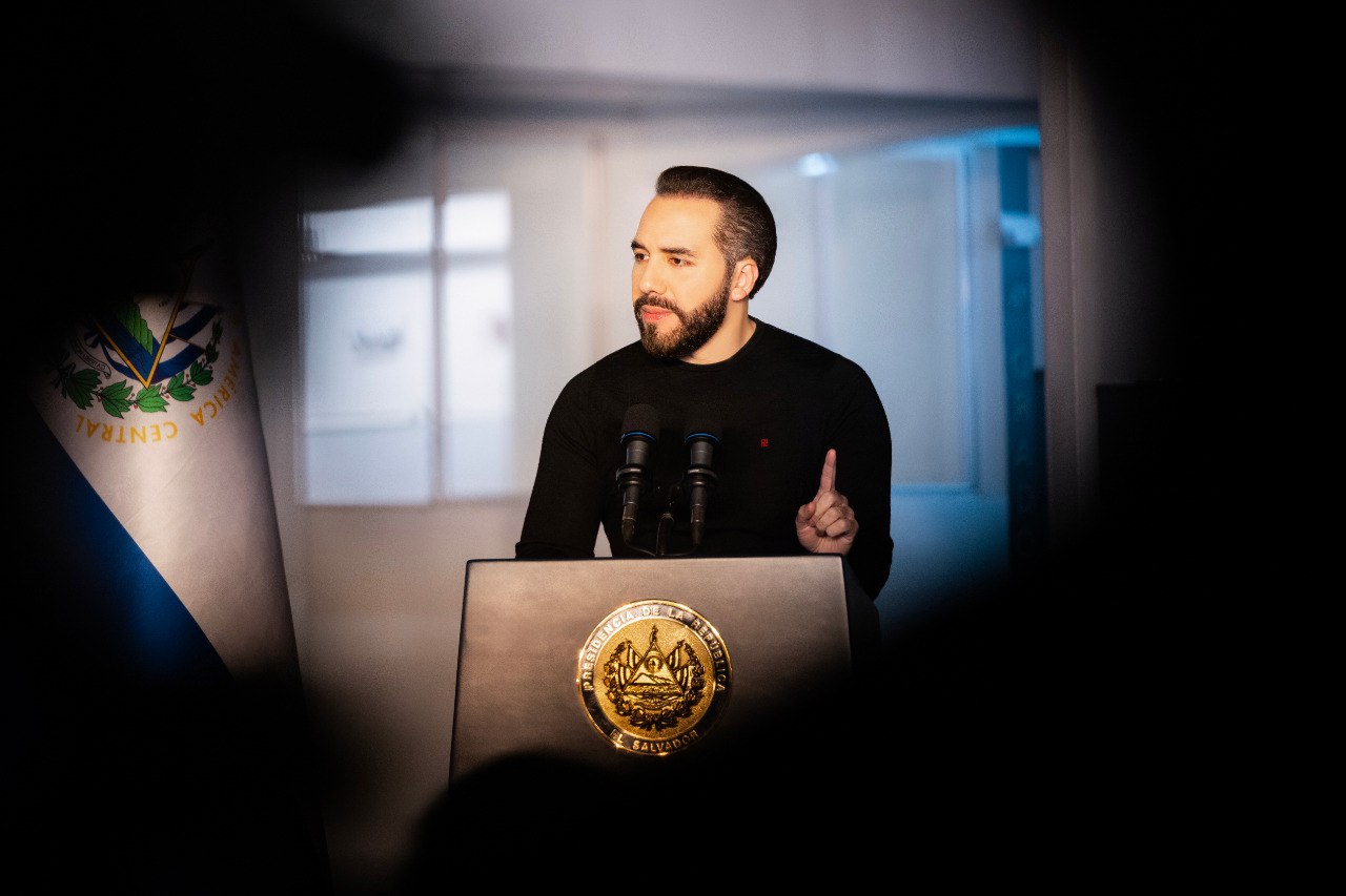 Bukele desmiente prohibición de tatuajes en El Salvador