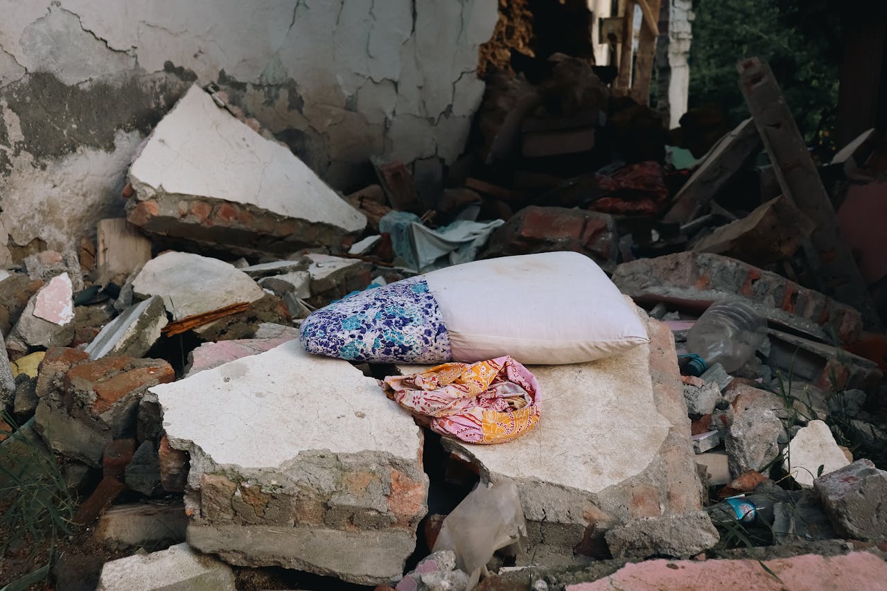 Una persona fallecida tras sismo de magnitud 7.6 en el este de Indonesia