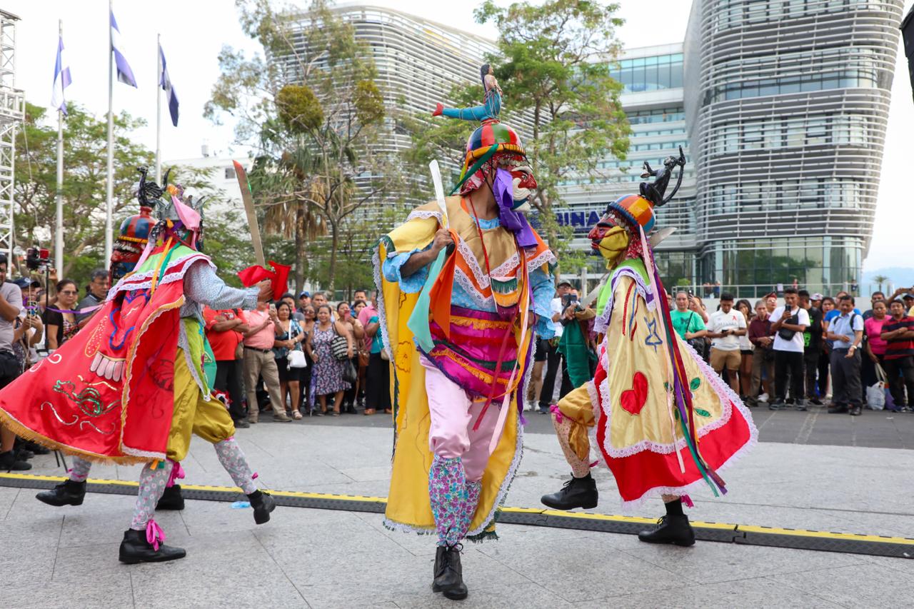 FOTOS | Así se vive el SivArt Family Fest en el Centro Histórico este sábado