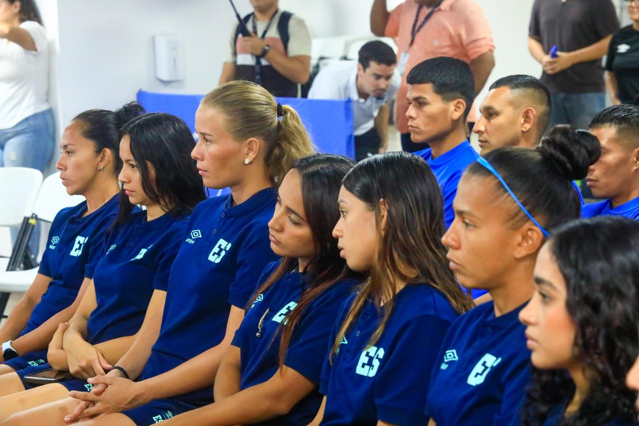 La cuarta edición de El Salvador Beach Soccer Cup inicia este jueves