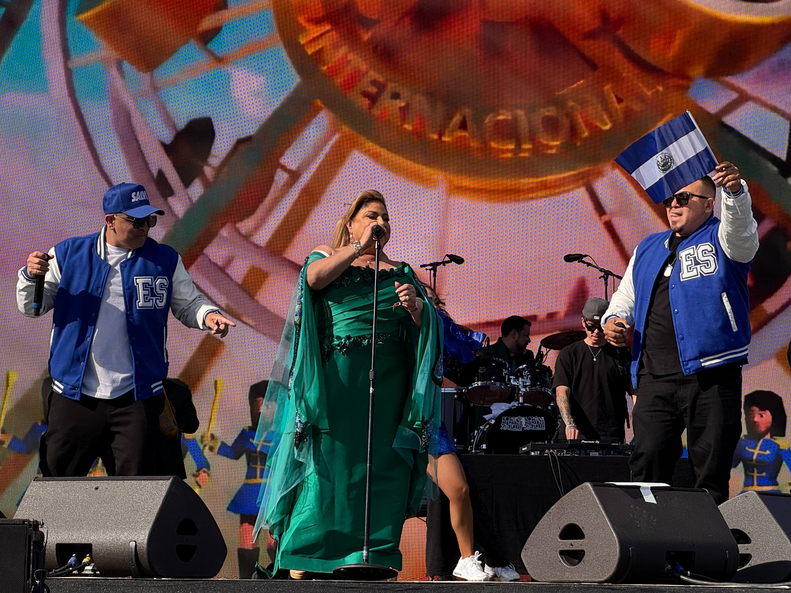 El rap de «Linda Muchachita», la nueva versión que sorprendió en Coachella