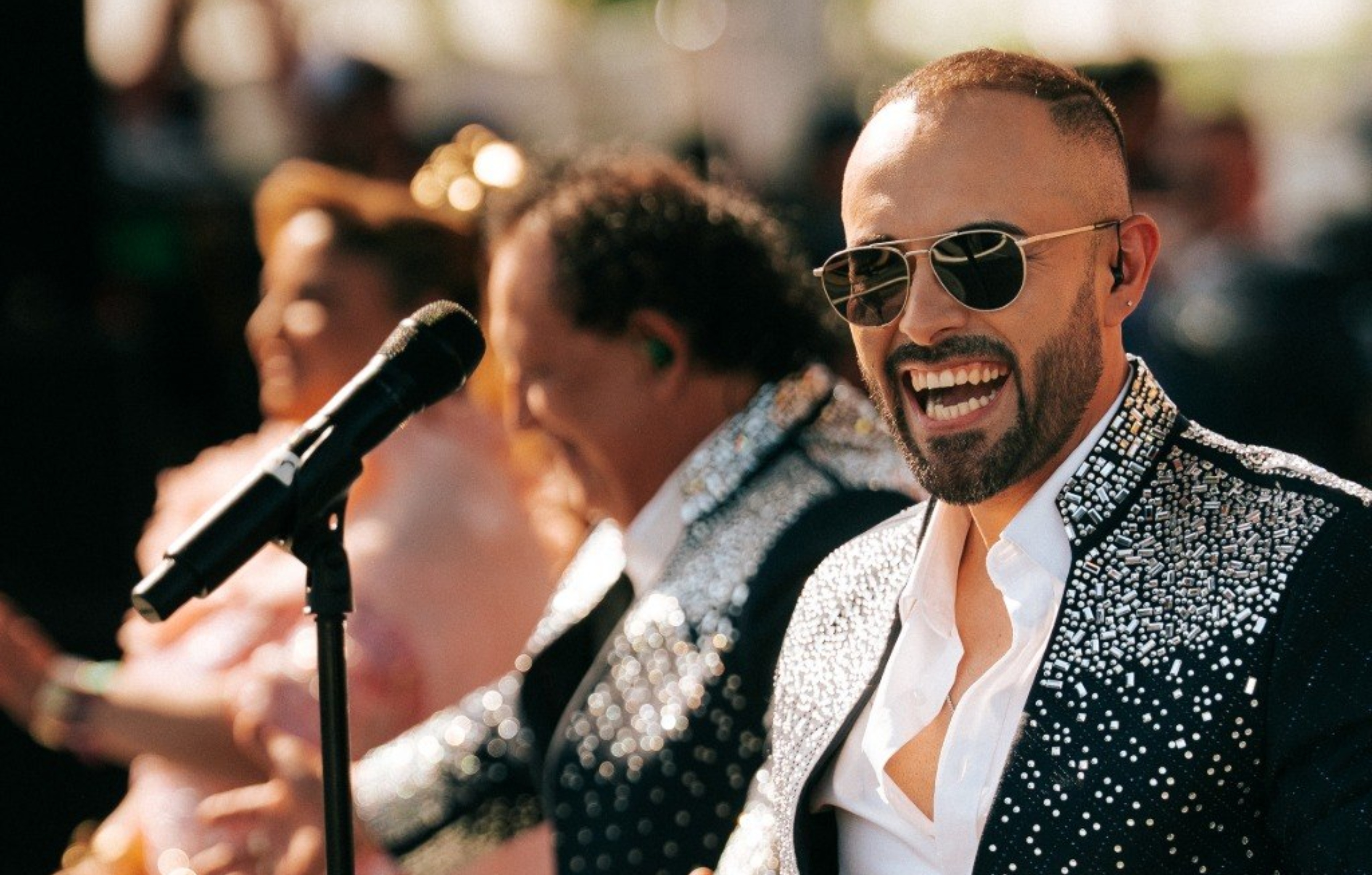 «Coachella demuestra lo potente que somos los salvadoreños como comunidad en EE. UU.»: César Cortez, cantante de los Hermanos Flores