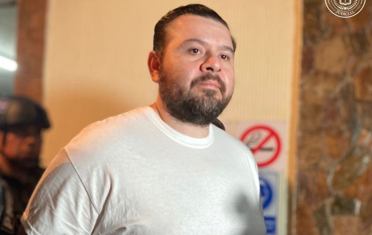 Condenan a cuatro años de cárcel a excomisionado presidencial Cristian Flores