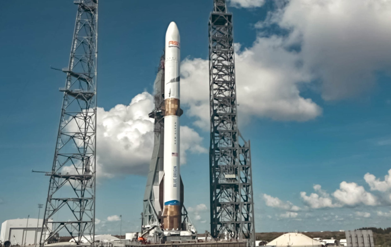 Blue Origin se alista para lanzar por primera vez un cohete con propulsor reutilizable