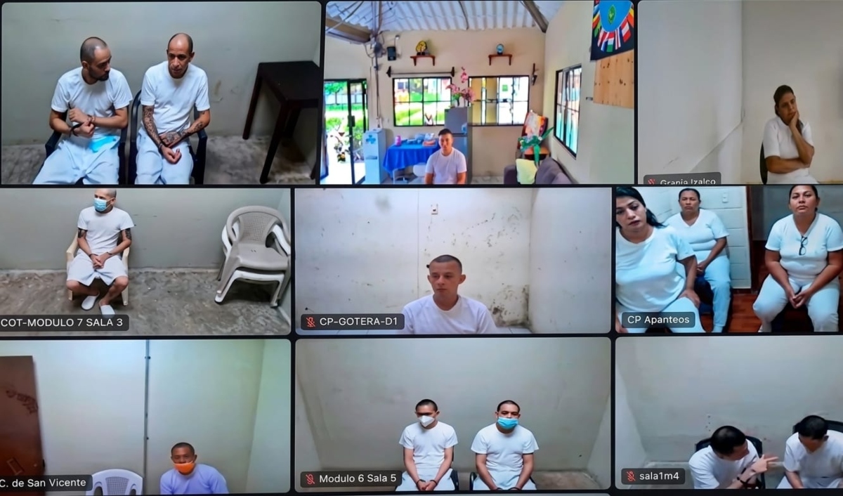 Jueza impone condenas de 25 a 60 años de cárcel a 38 pandilleros de la 18 de La Paz