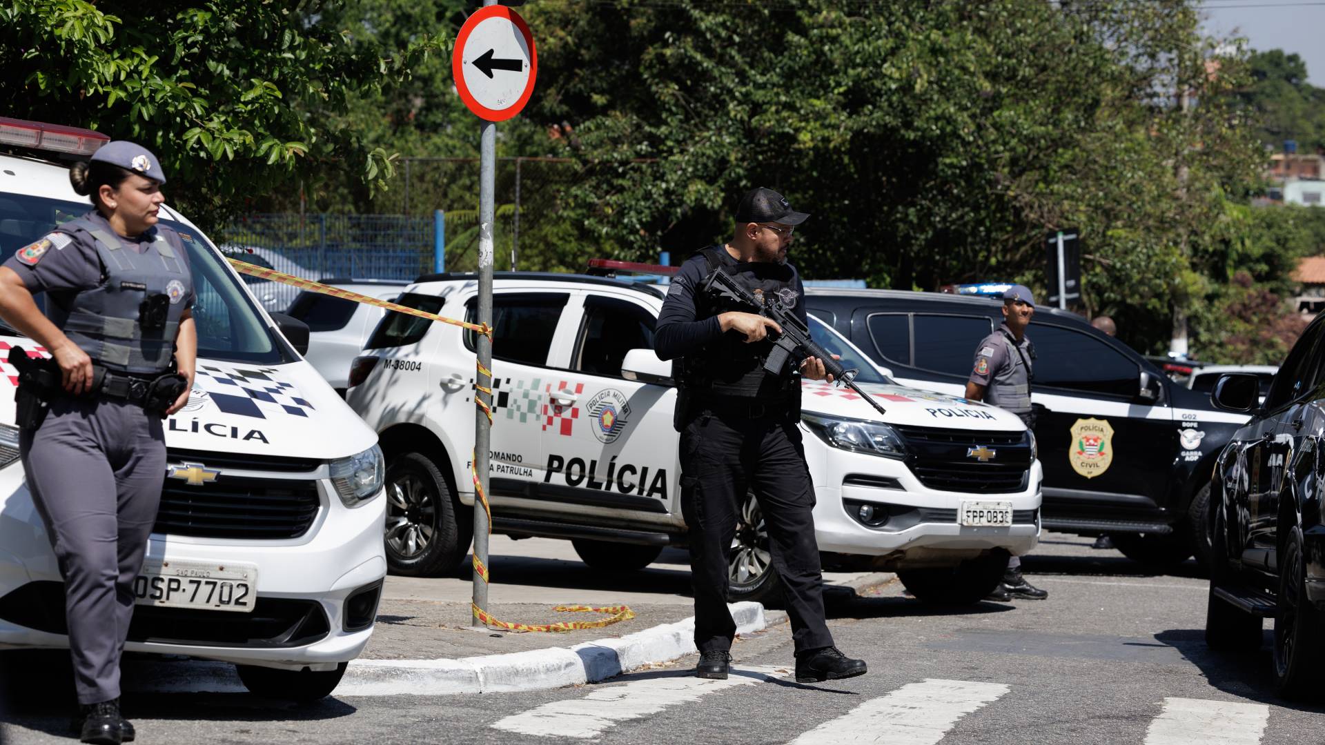 Adolescente abre fuego en escuela en Brasil y deja dos muertos