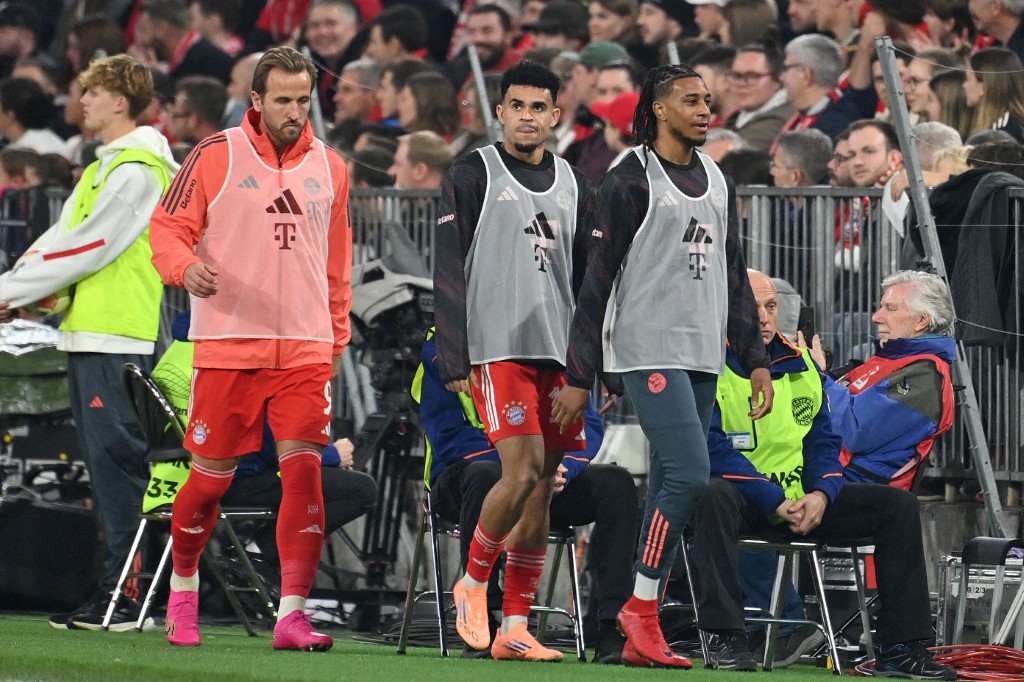 Luis Díaz y Olise, los socios de Kane en la «Operación Remontada» ante el PSG
