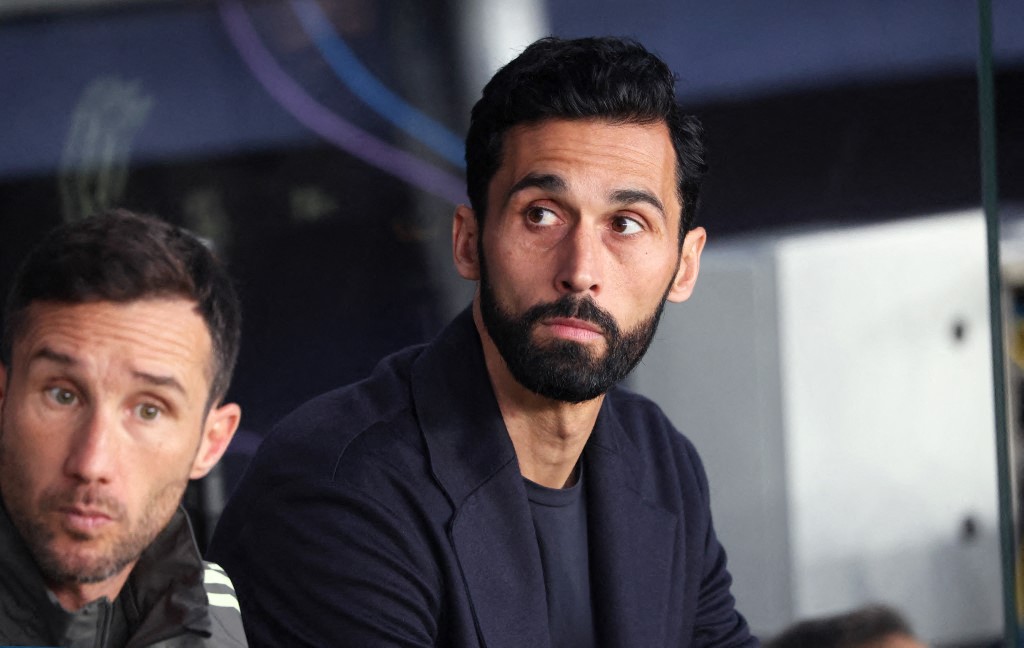 Arbeloa llama a Mbappé a demostrar «su compromiso» en el campo