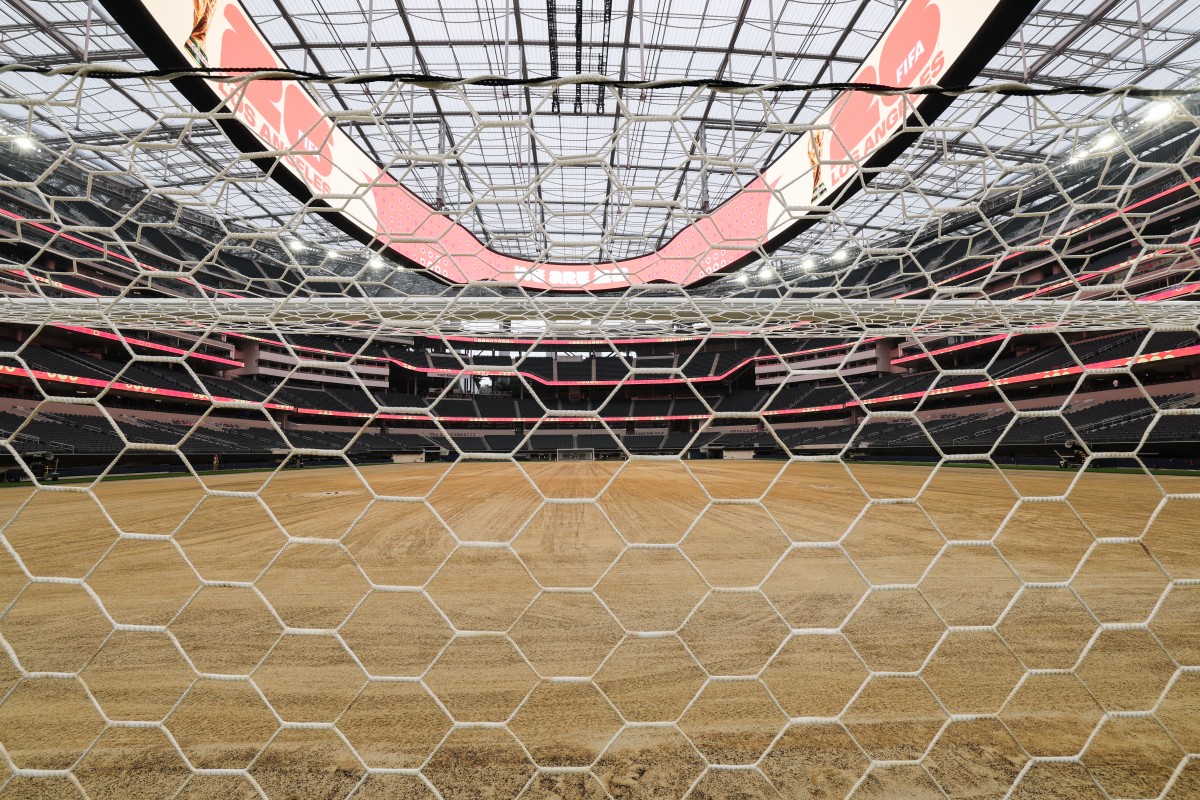 El estadio de Los Ángeles se somete a un lavado de cara para el Mundial