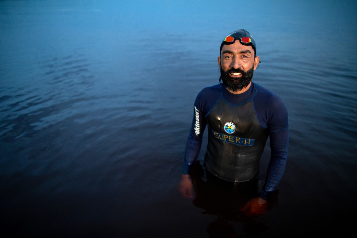 Brazada a brazada, el «hombre pez» cruza el Amazonas contra el plástico