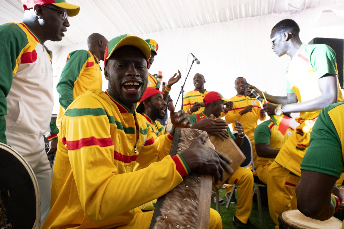 Hinchas crean con IA himnos para sus selecciones antes del Mundial