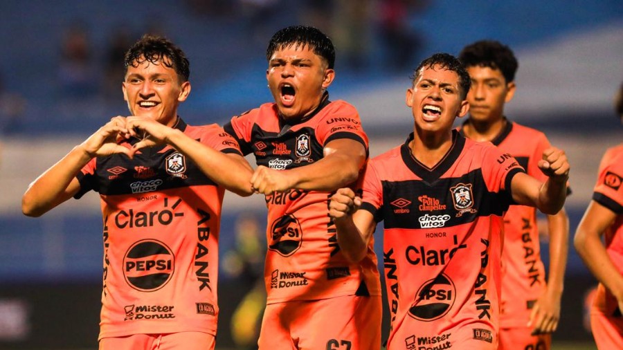 Águila se coronó en la categoría Sub-17
