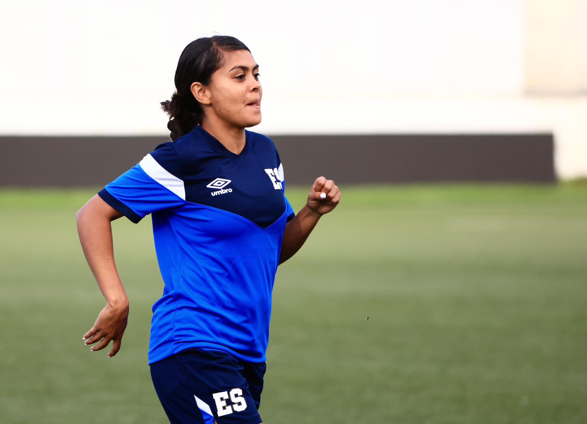 El Cruz Azul femenil anuncia a Brenda Cerén como refuerzo para el Apertura 2026