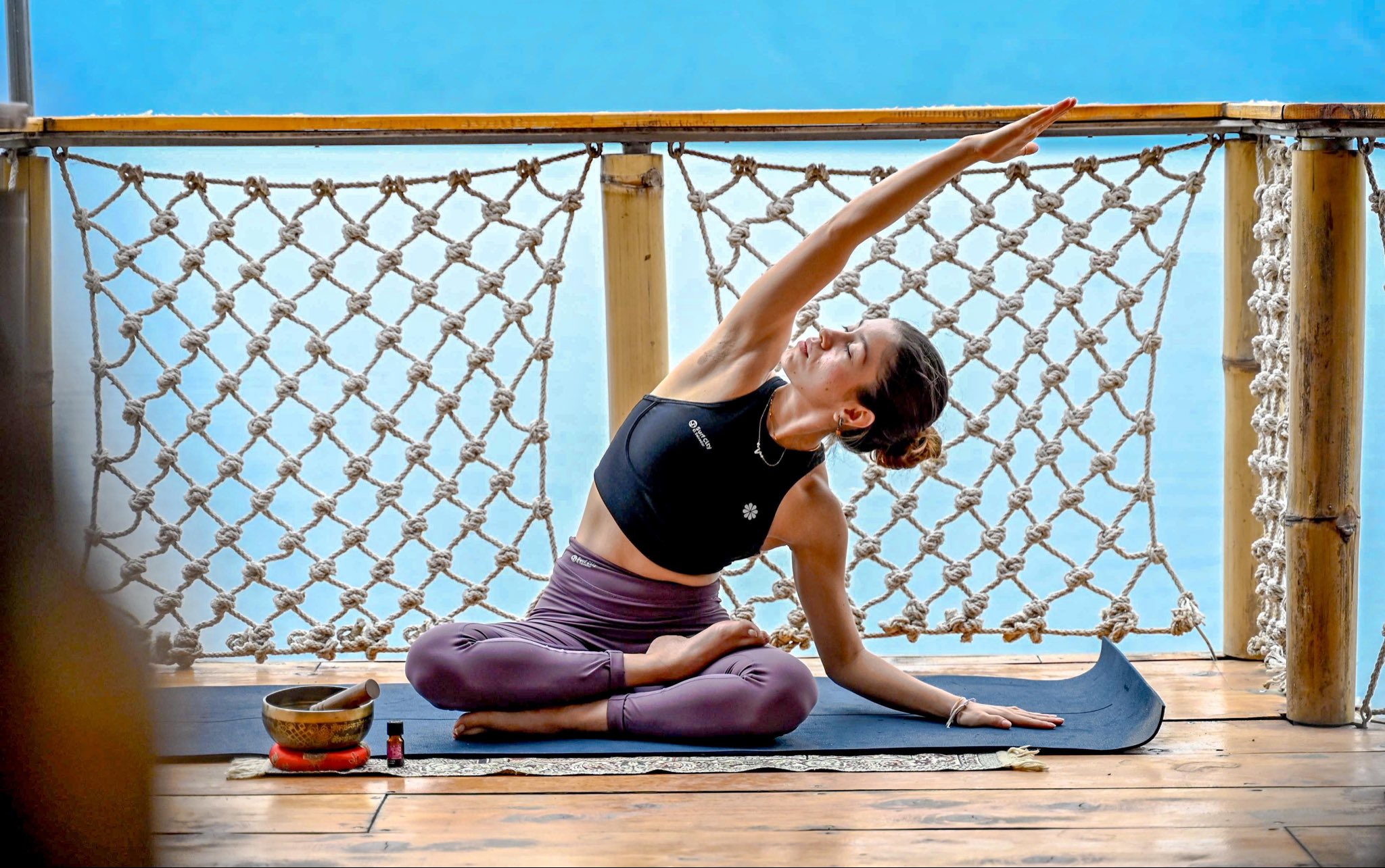 Yoga y naturaleza en Coatepeque durante nueva edición de Surf City Wellness Connection