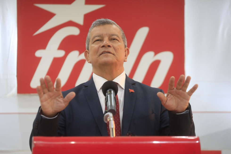 FMLN dice que dejó financiadas e iniciadas las obras sociales