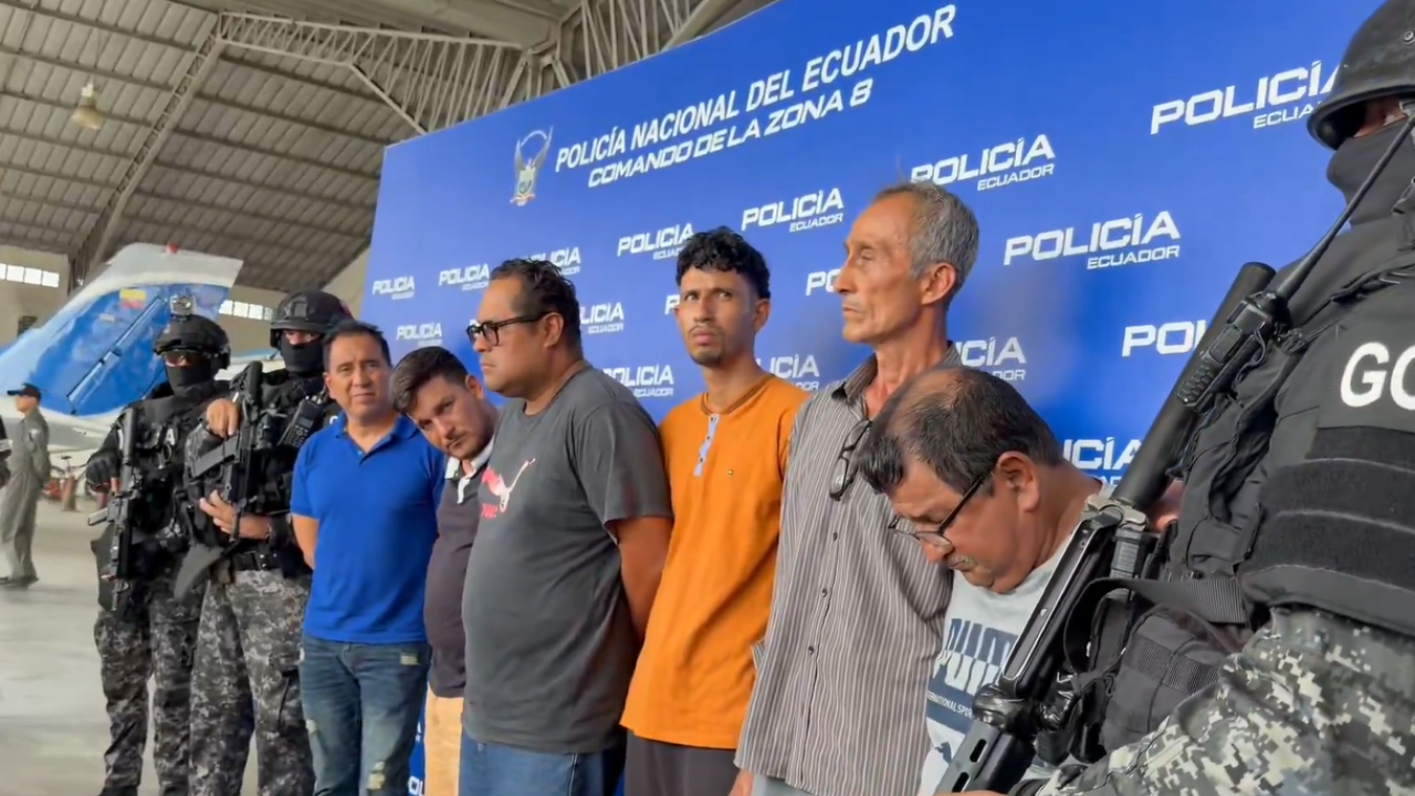 Ecuador desarticula red que enviaba cocaína en contenedores de «snacks» de plátano hacia Europa