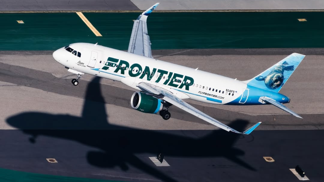 Un avión atropella a un peatón durante el despegue en el aeropuerto de Denver
