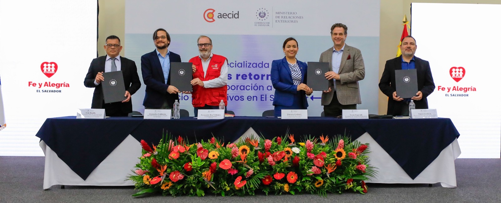 La AECID y Cancillería respaldan a 350 mujeres migrantes retornadas