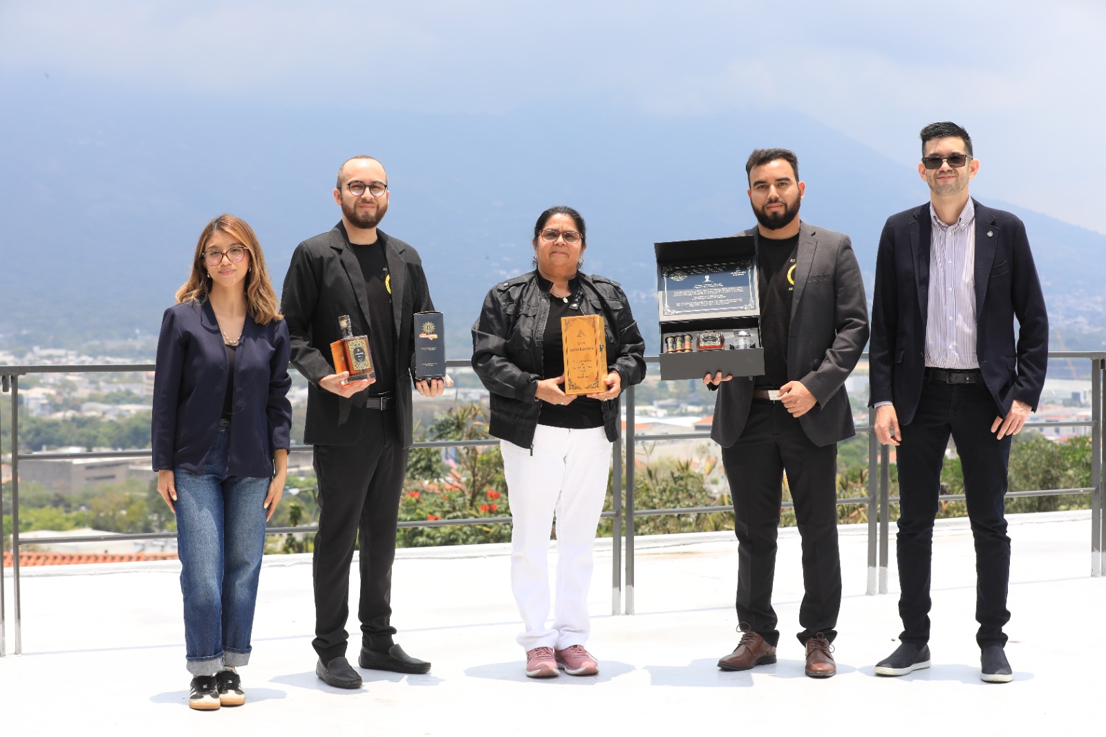 Empresa de Morazán produce y exporta whisky salvadoreño