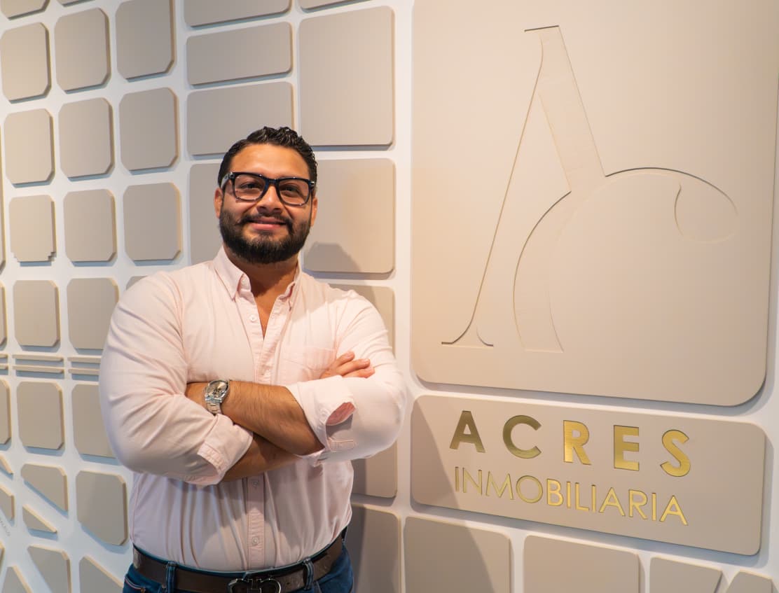 «El salvadoreño merece comunidades dignas, bien diseñadas y pensadas para la familia»: Óscar Bonilla