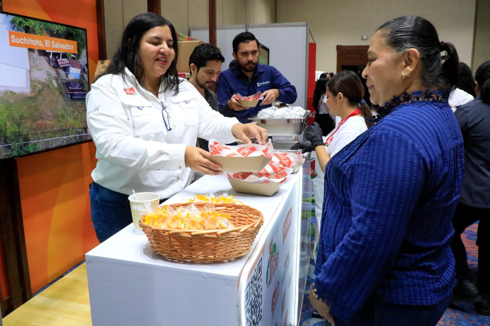 Sector alimentos y bebidas exportó $292.6 millones entre enero y abril de 2026