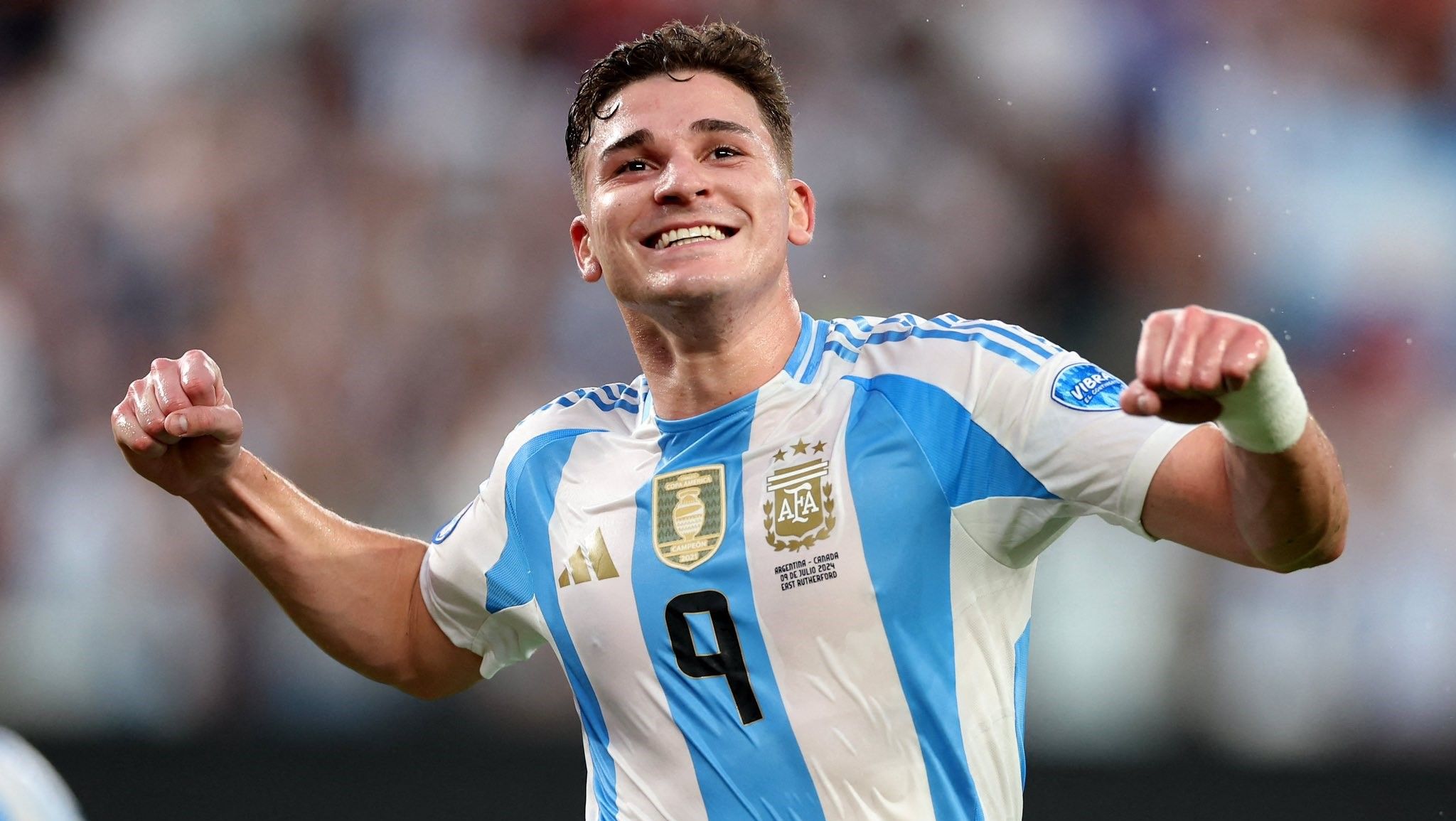 El Atlético desmiente haber recibido oferta del Barcelona por Julián Álvarez