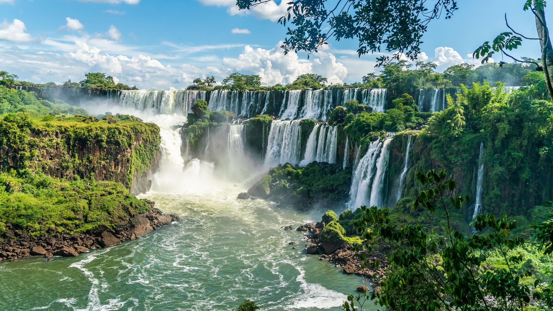 Más de 21,000 turistas chinos visitaron el lado brasileño de las cataratas del Iguazú en 2025