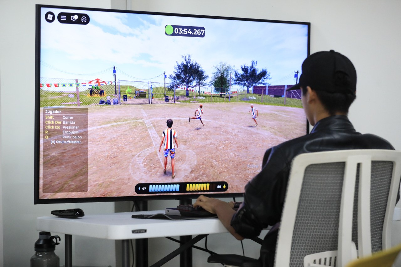 De las canchas de polvo a Roblox: así es GOL, el videojuego salvadoreño inspirado en la infancia