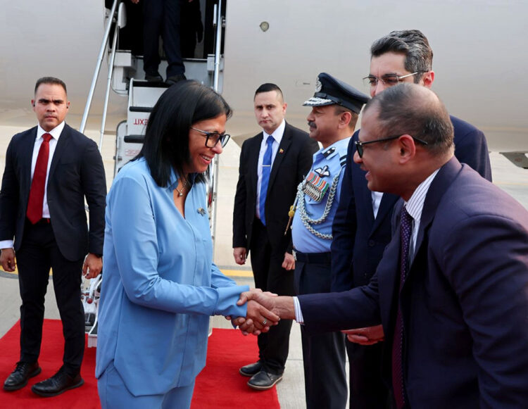 Expectativas. Delcy Rodríguez aseguró en su canal de Telegram que lleva a India un mensaje de paz, amistad y cooperación. Foto: AFP