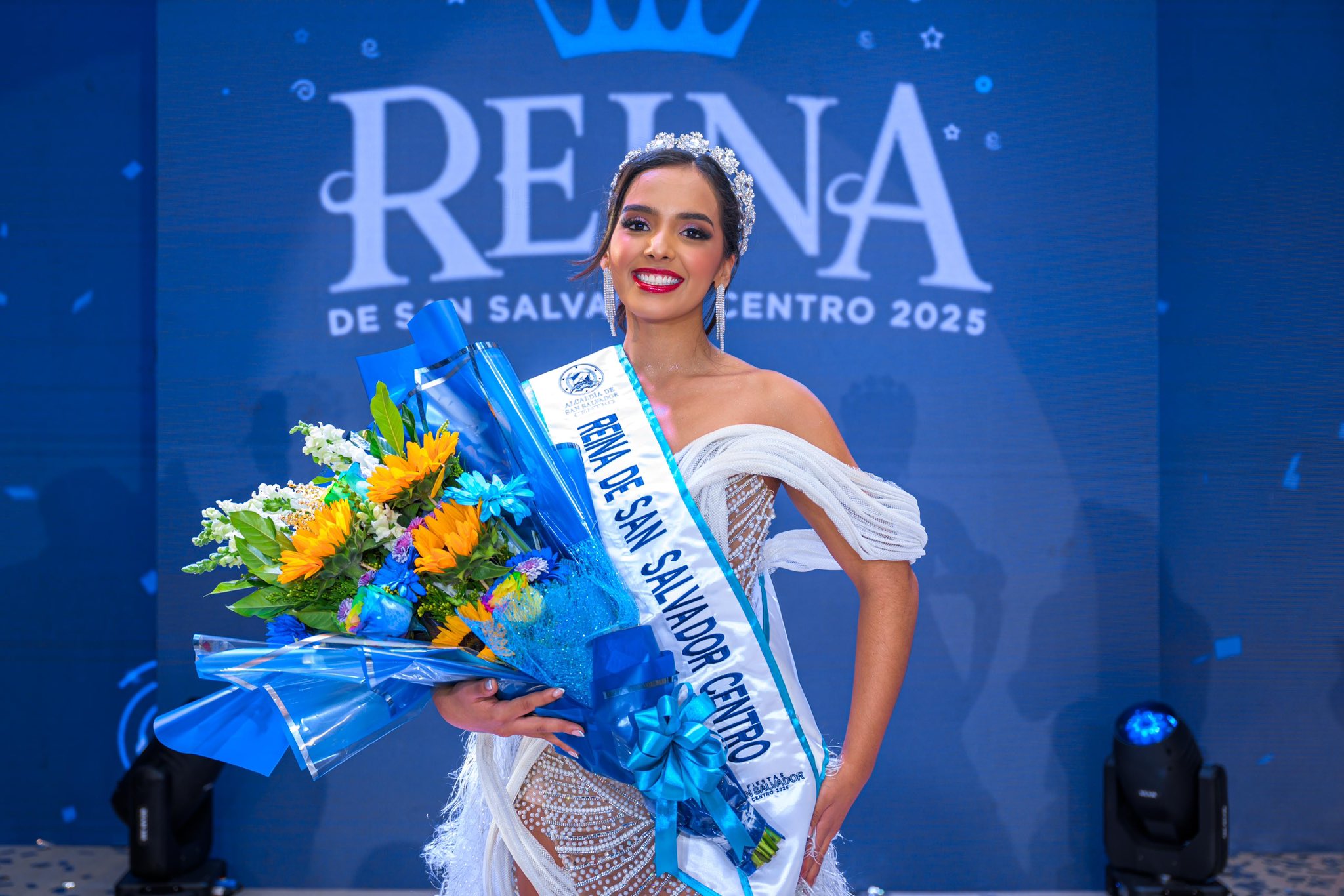 Abiertas las inscripciones para las aspirantes a reina de San Salvador Centro 2026