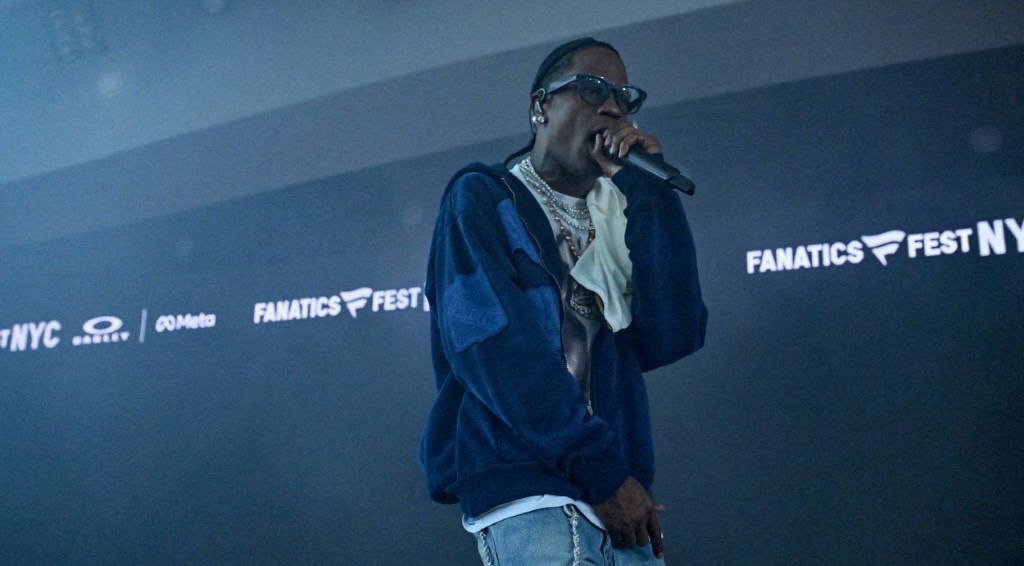 Rapero Travis Scott indigna a sus fans en Turquía con un concierto caro y de 20 minutos