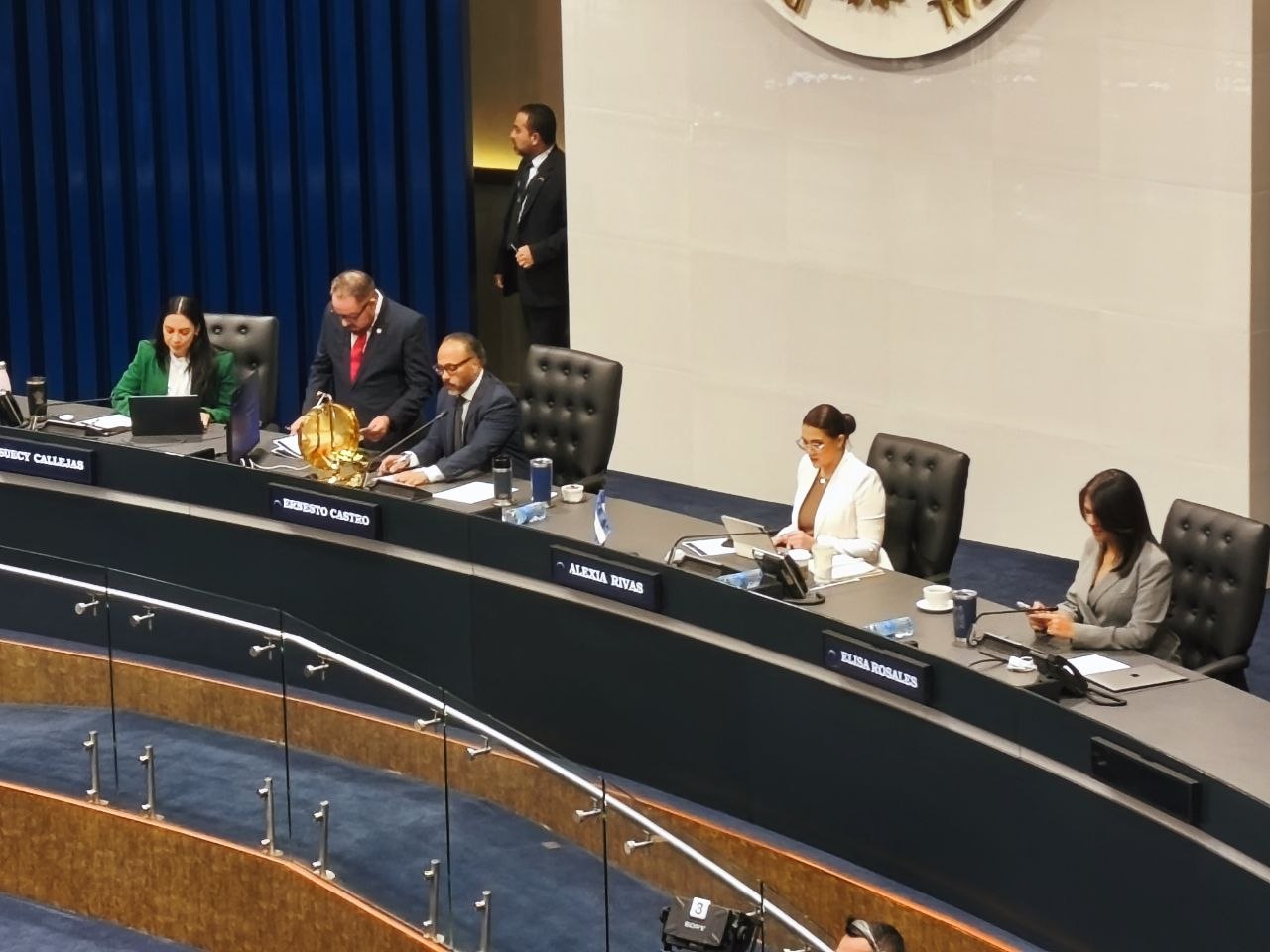 Avalan ingreso de medicina donada por Corea del Sur